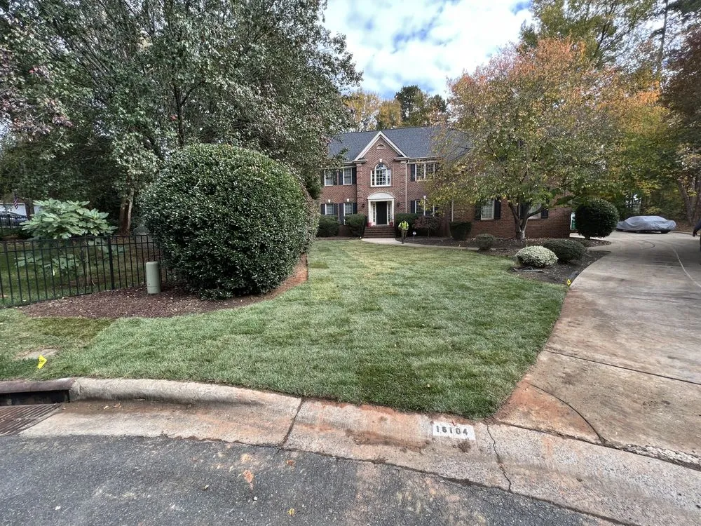 Local lawn mowing service for beautiful yards in Mooresville, NC by Growing Green