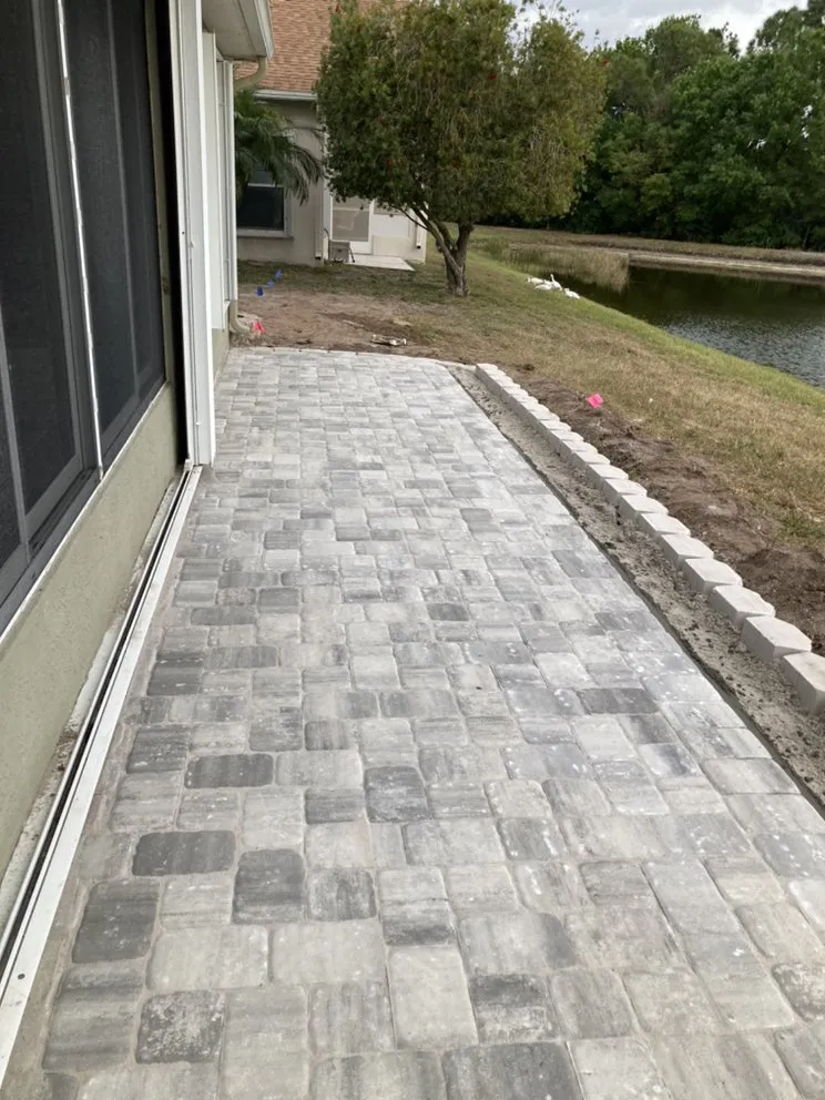 Reliable landscaping services for beautiful yards in Venice, FL by Growing Together landscape services