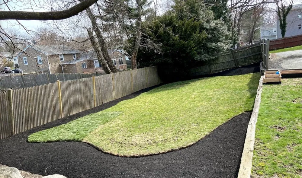 Local lawn care service in Braintree, MA - Grow'N Mow Landscaping & Hardscaping