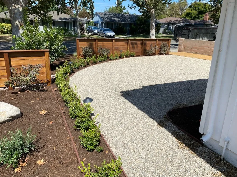 Reliable yard maintenance experts serving Tustin, CA - Growscapes