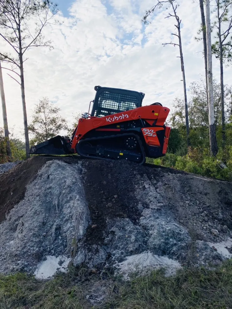 Local outdoor landscaping in Palatka, FL by Grueter’s Property Services