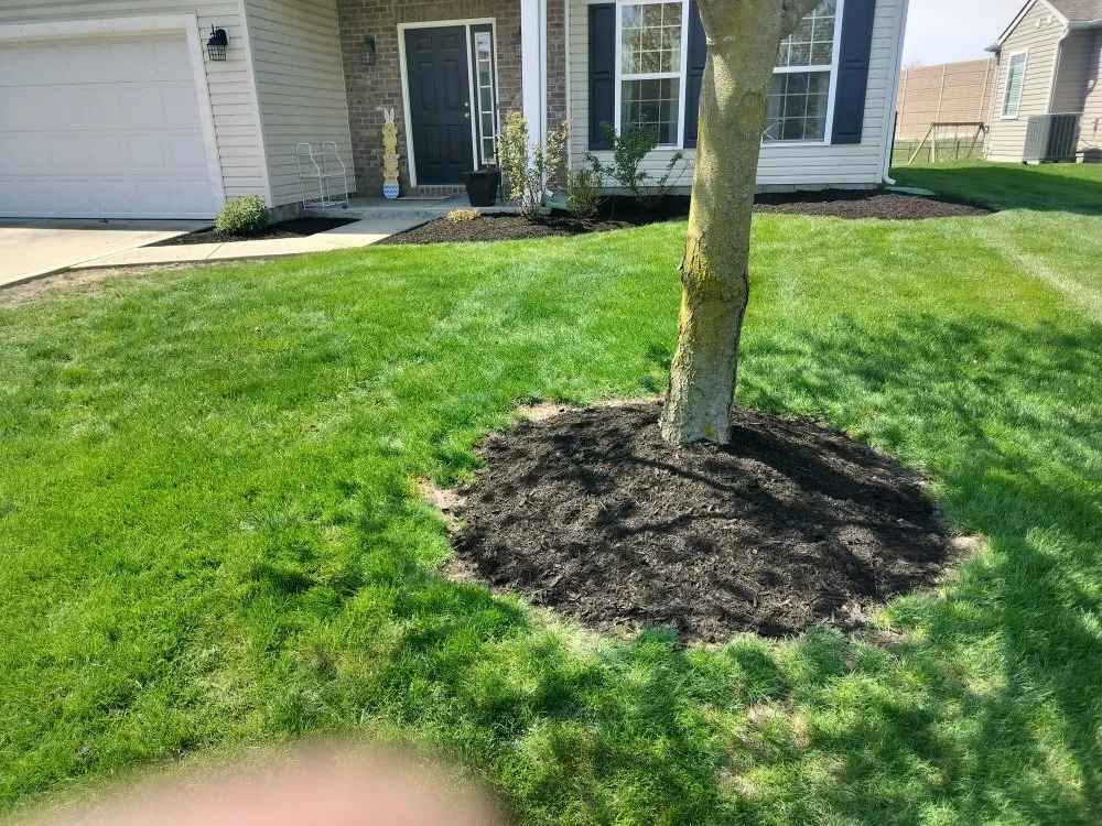 Expert garden landscaping in Indianapolis, IN - Grumpy's Landscape & Lawncare