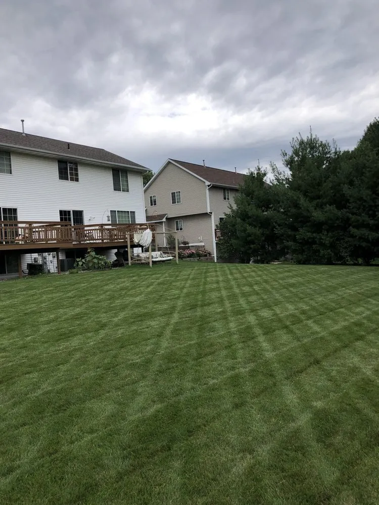 Local yard maintenance in Howard, WI by Grun Lawn Care