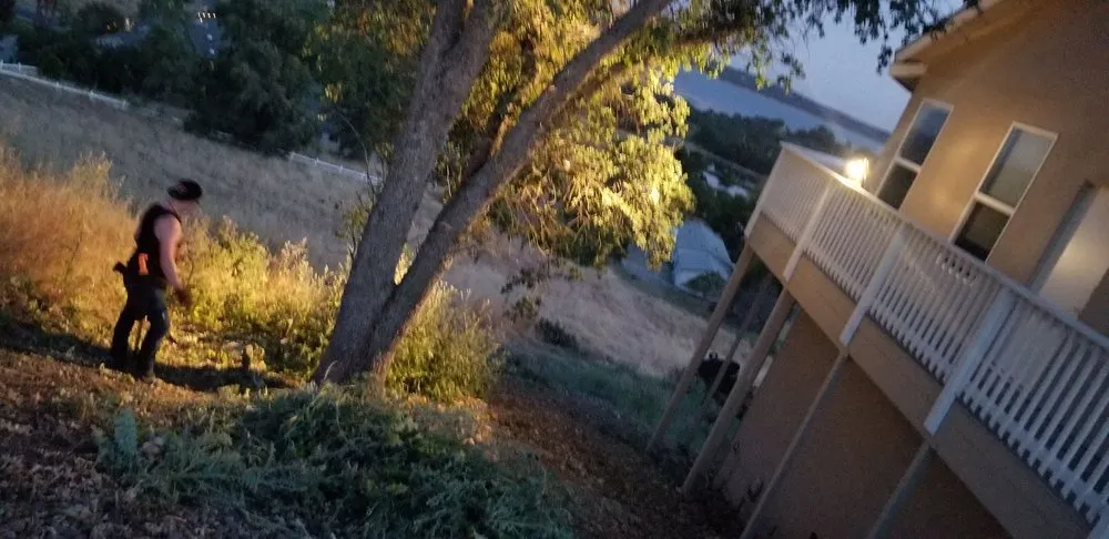 Affordable yard maintenance for residential properties in North Highlands, CA by Gruntz