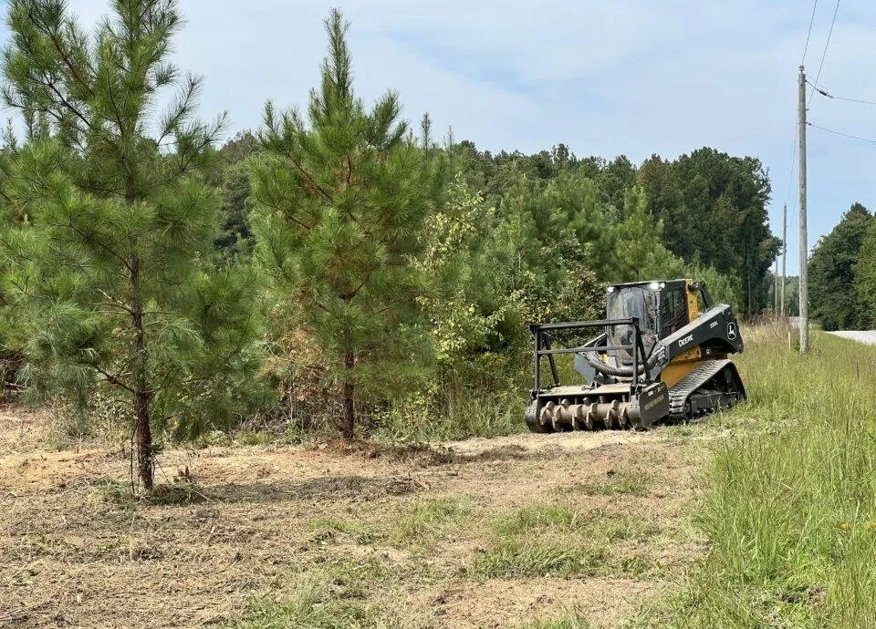 Reliable outdoor landscaping experts serving Midlothian, VA - Grunzen Farms & Land Mangement