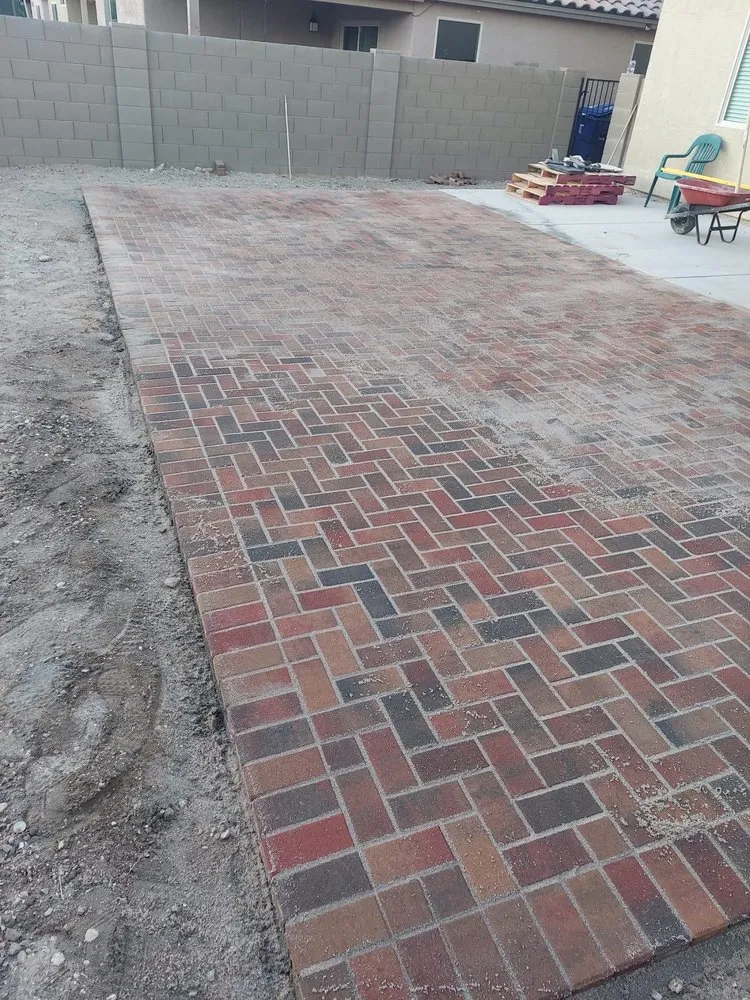 Professional landscape design in Tucson, AZ - Grupo HIZA Hardscaping