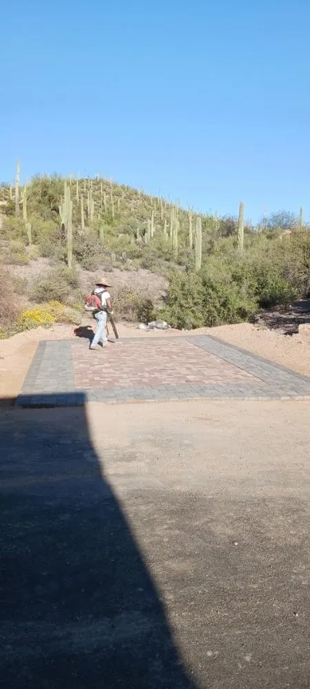Top-rated lawn care service in Tucson, AZ - Grupo HIZA Hardscaping