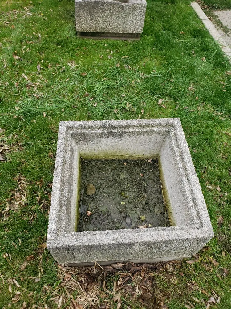 Professional outdoor landscaping experts serving Gahanna, OH - G's Cuttin Up