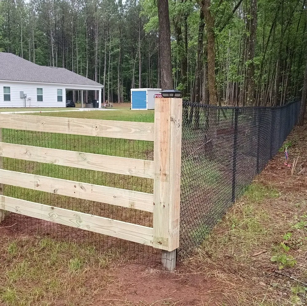 Custom lawn mowing service in Hogansville, GA by G’s Fencing and Landscaping