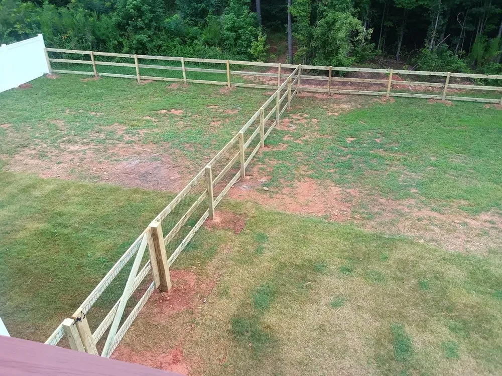 Affordable yard cleanup service with custom design across Hogansville, GA - G’s Fencing and Landscaping