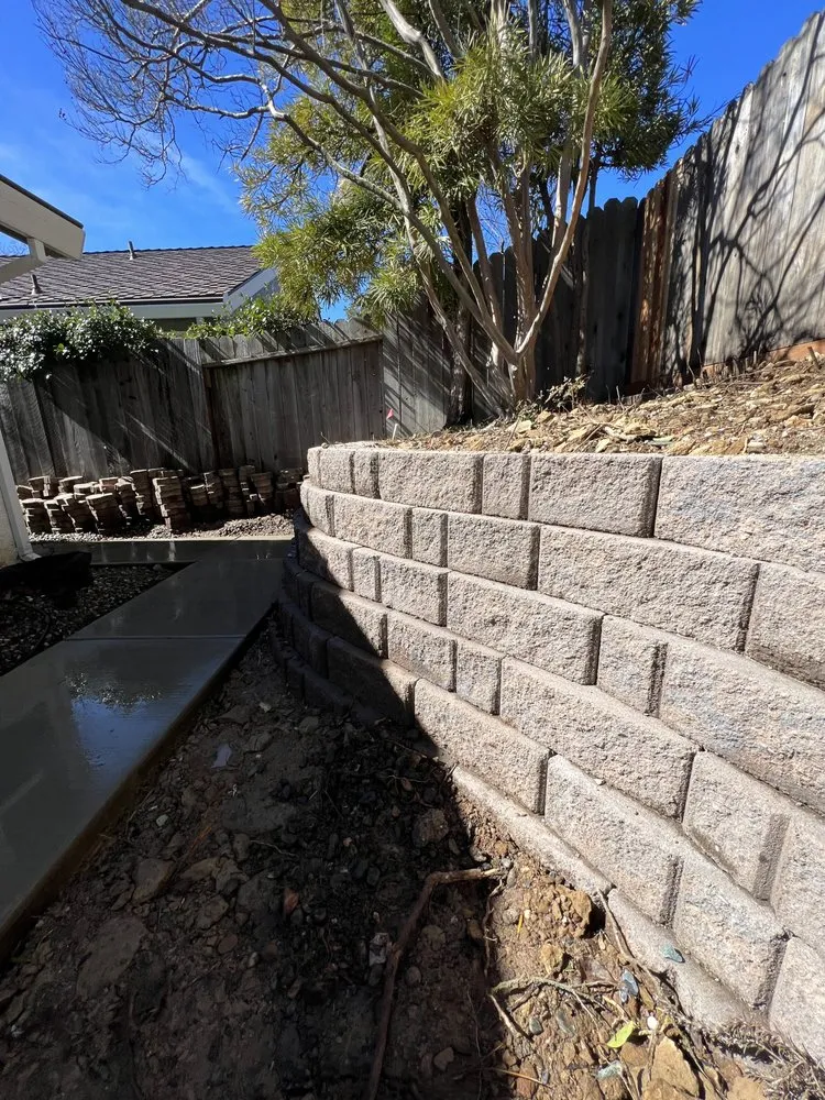 Local yard cleanup service in Fair Oaks, CA by GS Landscaping