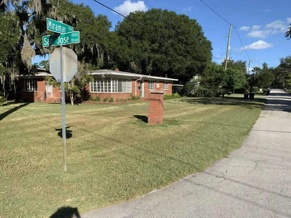 Reliable outdoor landscaping in Jacksonville, FL by Gs Lawncare