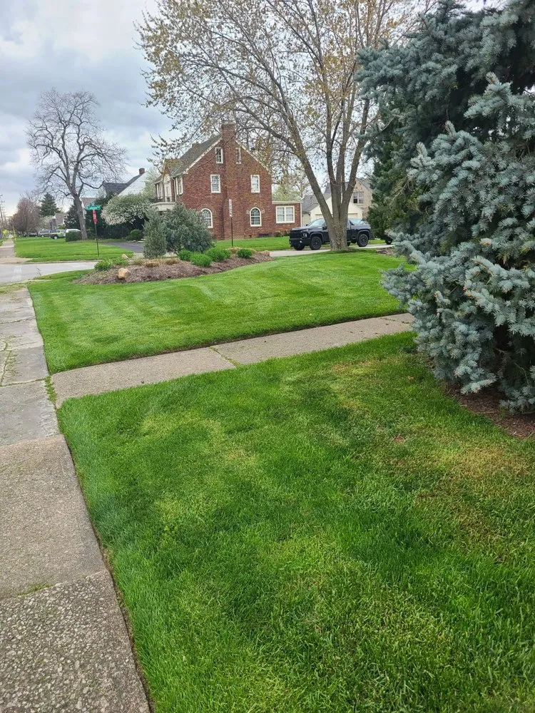 Trusted garden landscaping with custom design in Lorain, OH by G&S Services