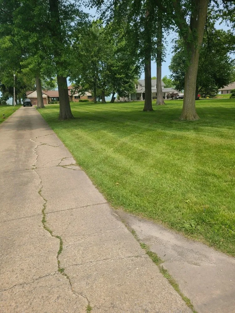 Professional landscape installation experts serving Lorain, OH - G&S Services