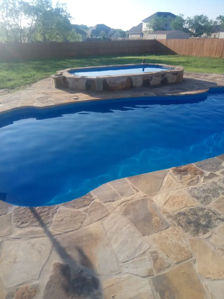 Top-rated lawn care service for homes across Universal City, TX - G&S Tafolla Family Lawn Care