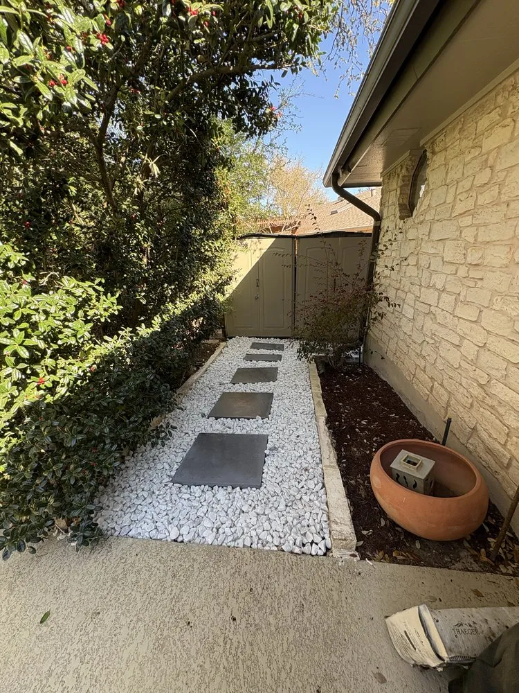 Reliable lawn care service experts serving Cedar Creek, TX - GT Landscaping