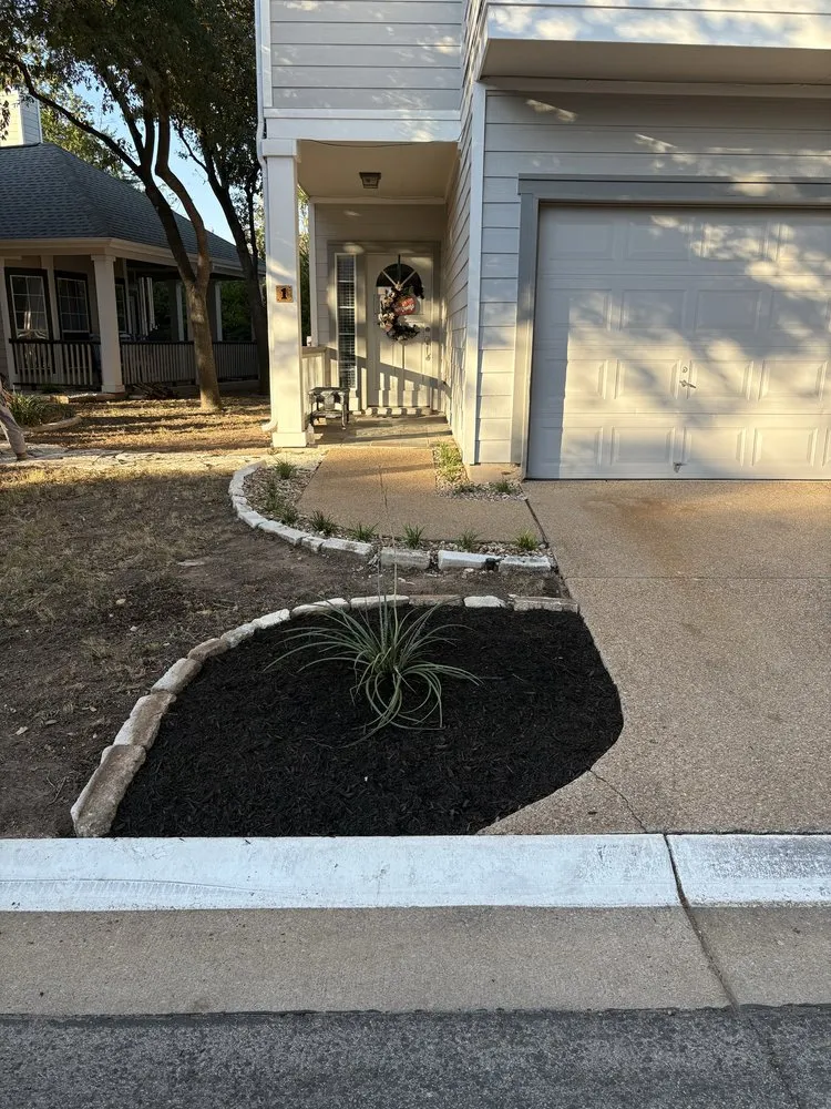 Local residential landscaping in Cedar Creek, TX - GT Landscaping