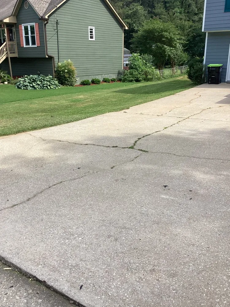 Affordable outdoor landscaping experts serving Douglasville, GA - GT Lawn Care