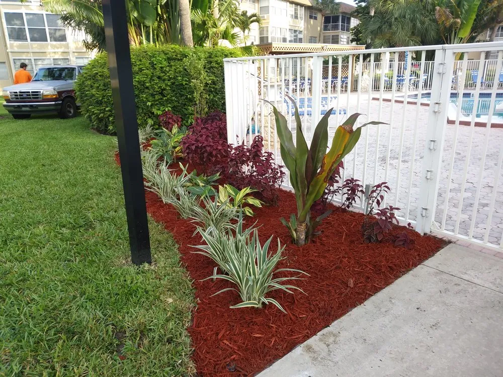 Professional yard maintenance in Fort Lauderdale, FL - G.T. Lawn Maintenance