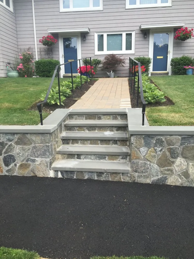 Custom garden landscaping in Lynn, MA - GT OptimoTree Services