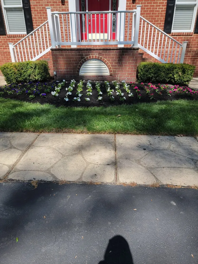 Expert lawn care service in Oxon Hill, MD - GTC Landscaping Services