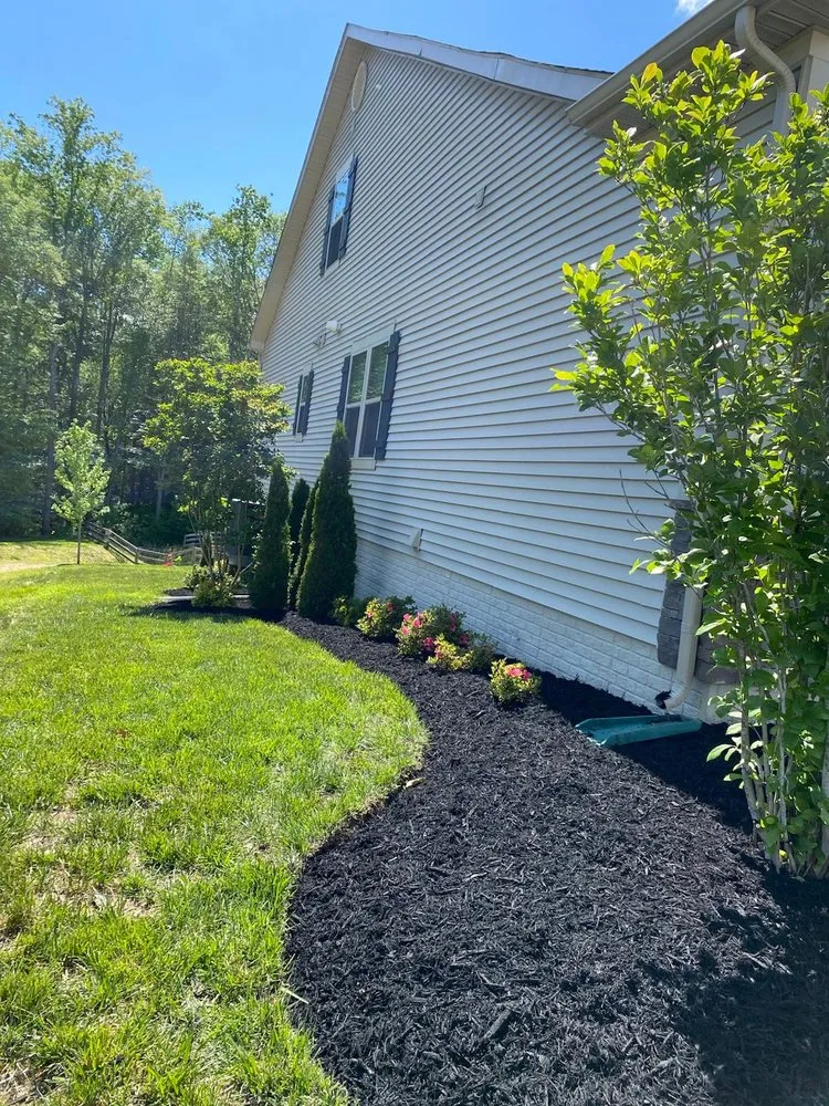 Local lawn care service in Oxon Hill, MD by GTC Landscaping Services