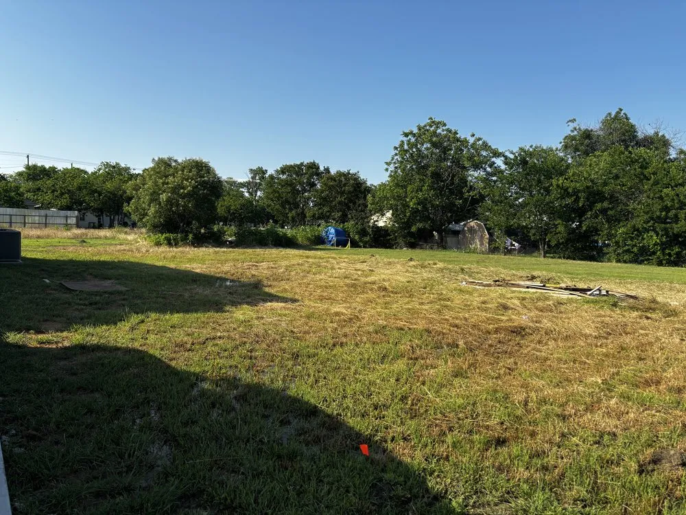 Professional landscaping services experts serving Itasca, TX - GTC Lawncare And Cleanup