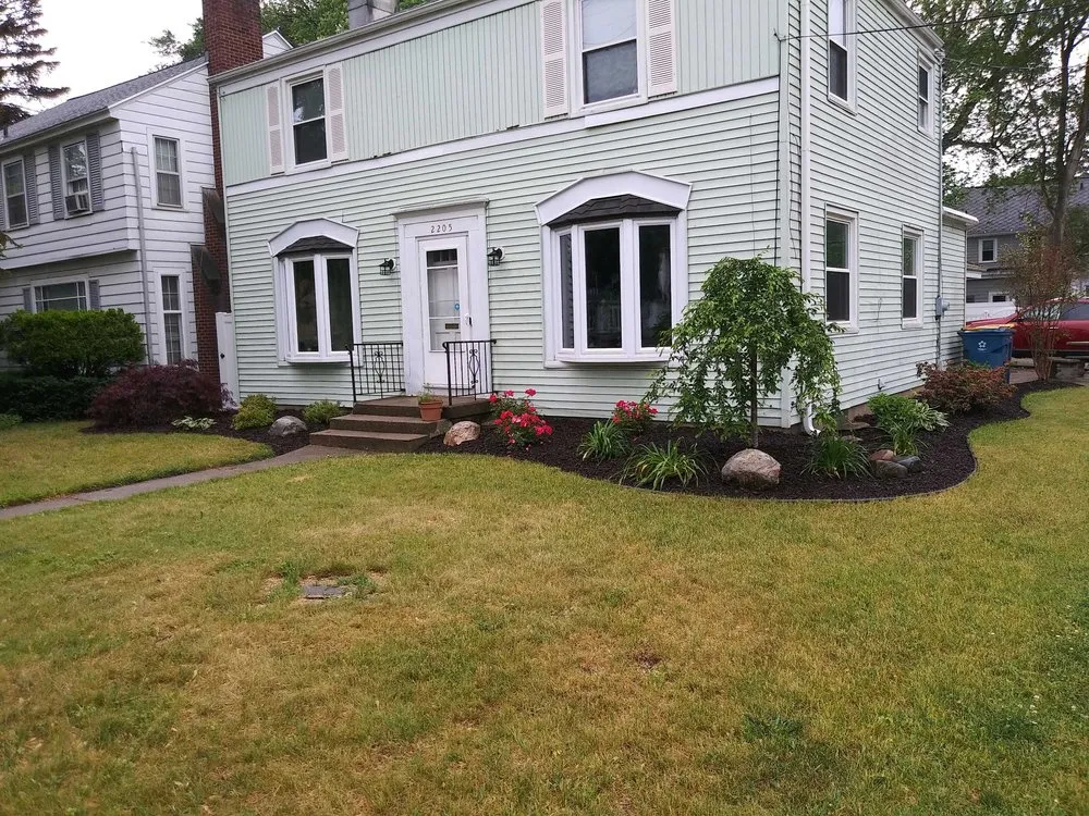 Affordable outdoor landscaping experts serving Wyoming, MI - GTO Landscaping & Fencing