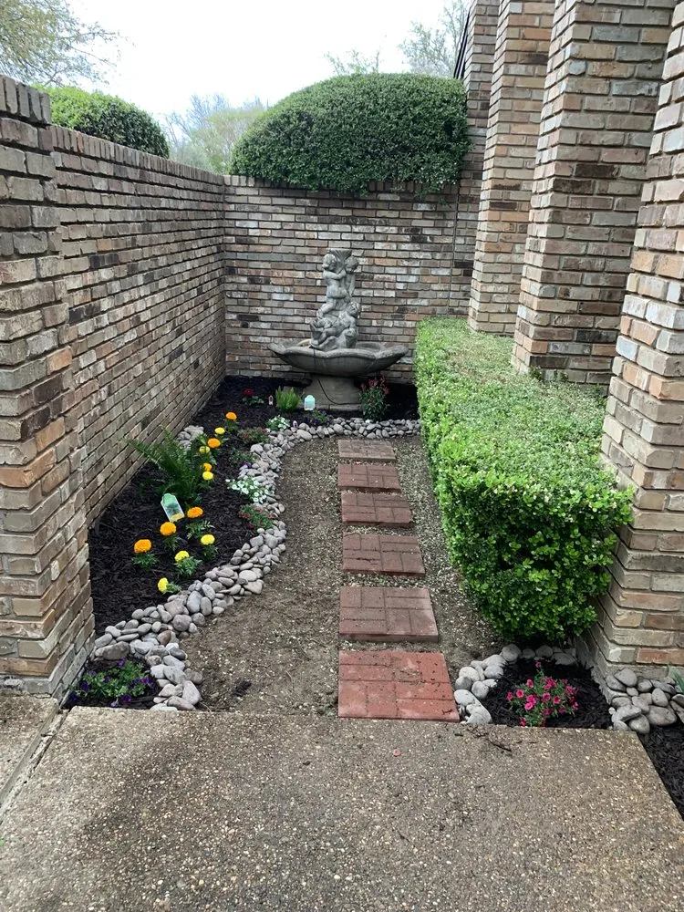 Expert lawn mowing service in Fort Worth, TX - GTO Landscaping