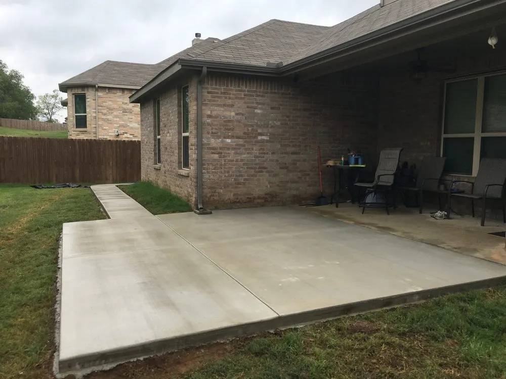 Reliable lawn mowing service with custom design across Fort Worth, TX - GTO Landscaping