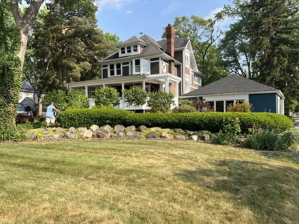 Professional garden landscaping near you in Berkley, MI by GTR Lawn Service