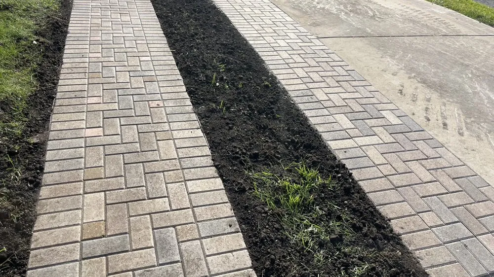 Reliable residential landscaping in Mount Prospect, IL - Guaches Landscaping & Snow Removal