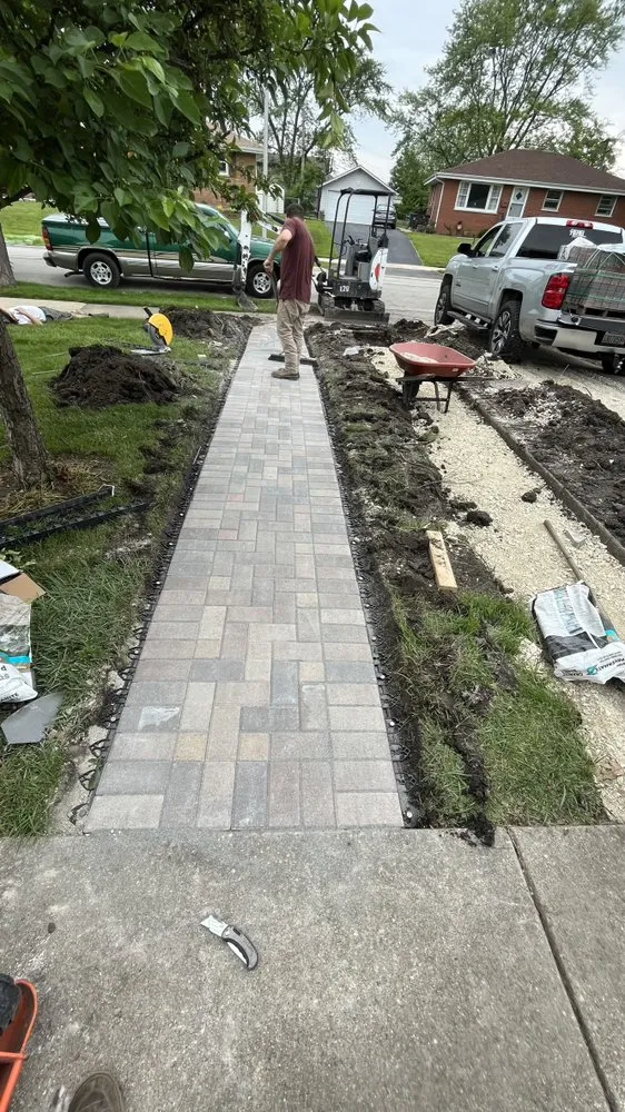 Trusted lawn mowing service experts serving Mount Prospect, IL - Guaches Landscaping & Snow Removal