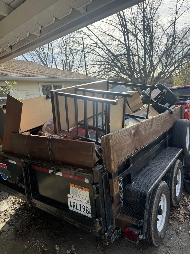 Top-rated lawn mowing service in Fairfield, CA by Guada Gardening