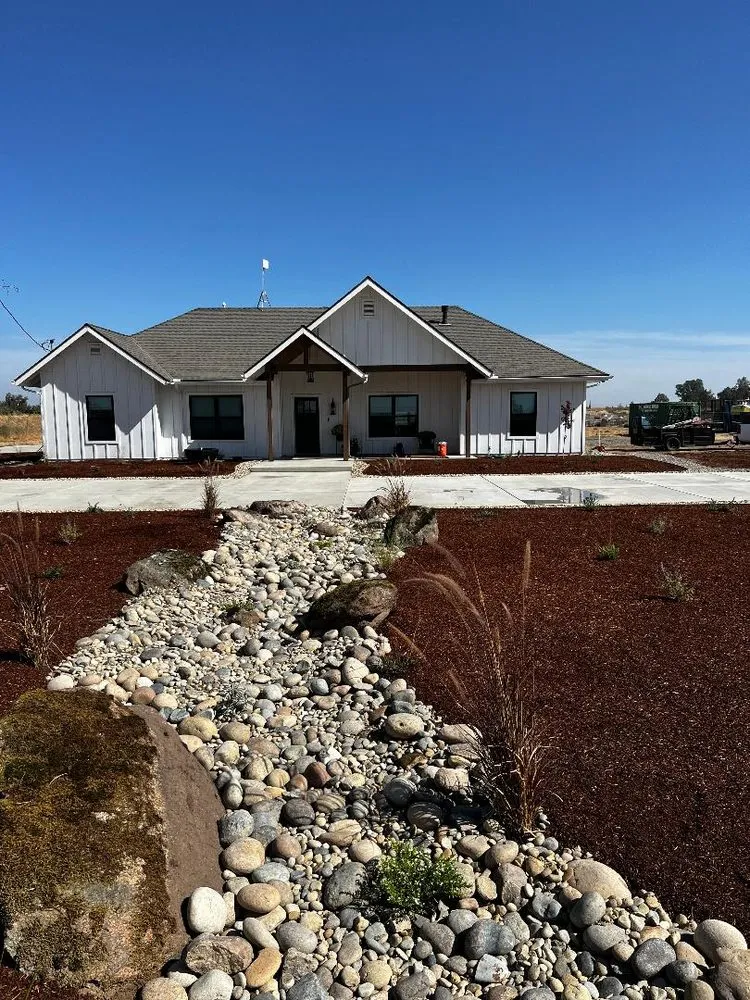 Expert residential landscaping near you across Fresno, CA - Guarantee Landscape