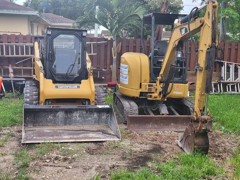 Reliable yard maintenance experts serving Goulds, FL - Guardado Tree Service and Lawn Services