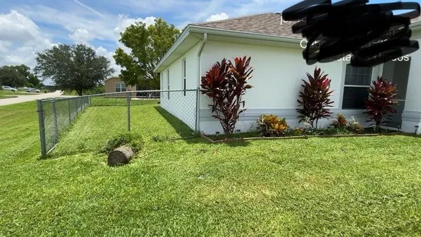 Guardian Landscaping Logo