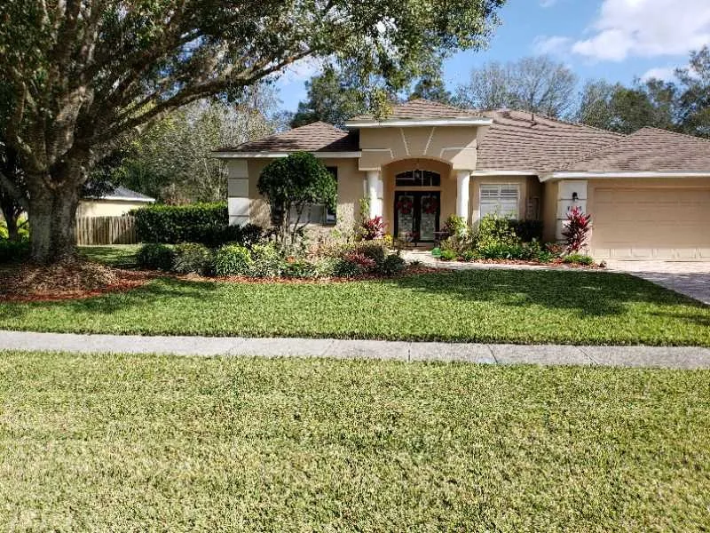 Trusted yard maintenance in Orlando, FL - Guardian Lawn & Landscape