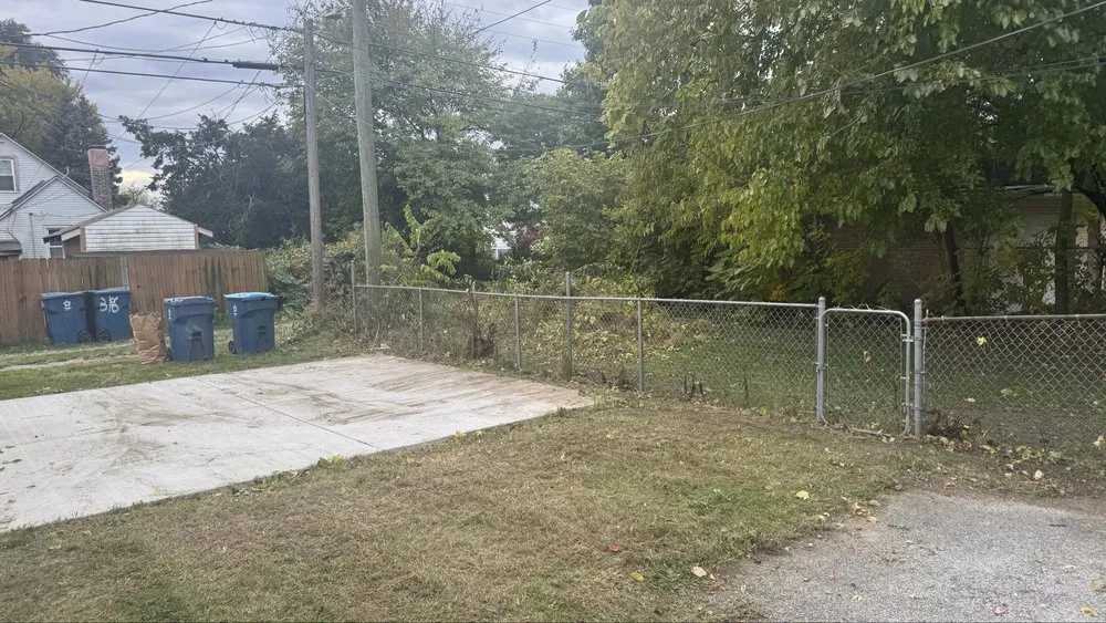 Reliable residential landscaping in Lansing, IL by Guardian Of The Grass