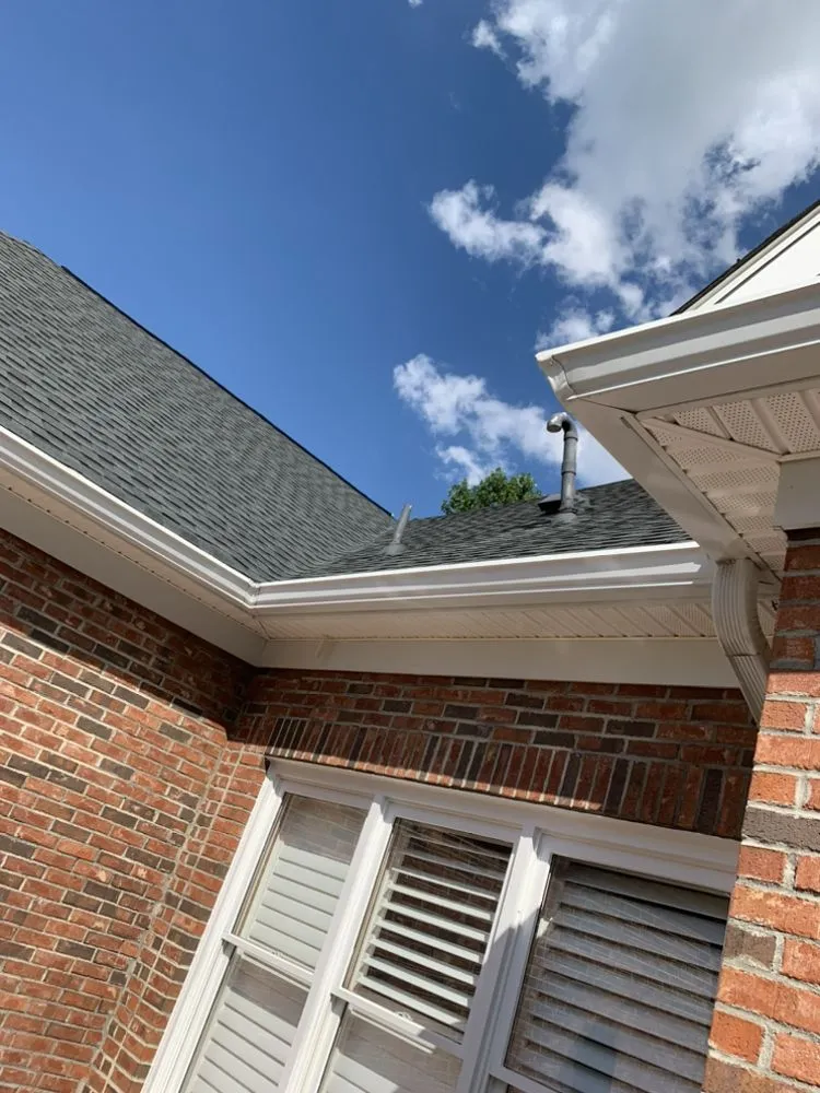 Professional yard maintenance experts serving Greenville, SC - Guardian Services