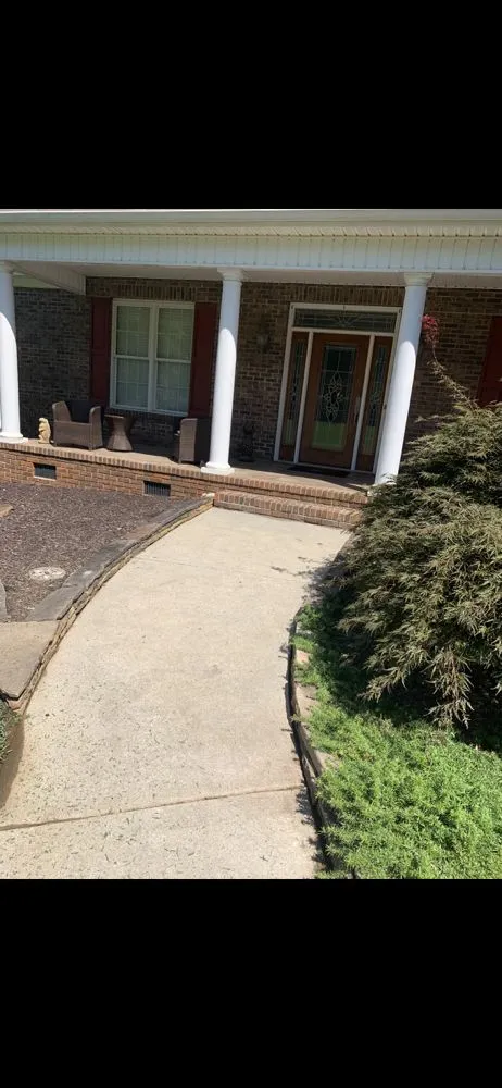 Custom outdoor landscaping in Greenville, SC - Guardian Services