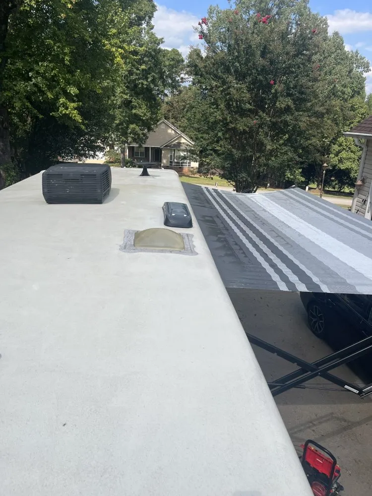 Custom yard cleanup service in Greenville, SC by Guardian Services