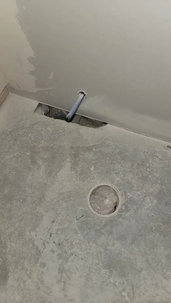 Professional yard cleanup service in Pueblo West, CO by Gucci Does The Worx