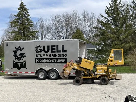 Guell Stump Grinding Logo