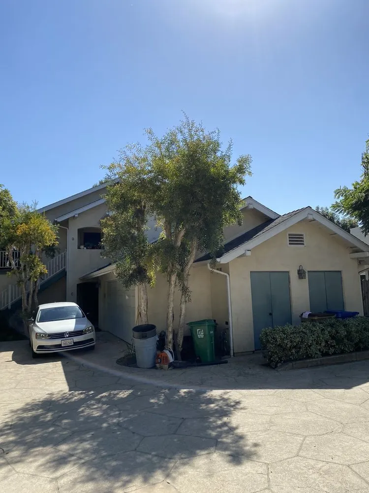 Expert lawn care service for beautiful yards across Santa Barbara, CA - GuemerosM Mantenimiento De Jardin Y Yarda