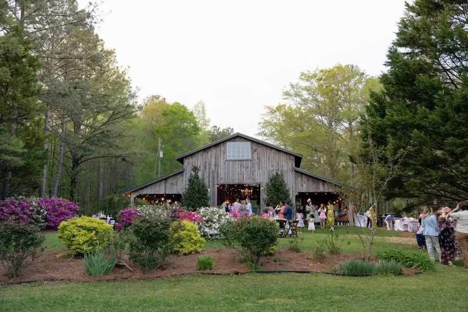 Trusted garden landscaping in Cincinnati, OH - Gueras Landscaping