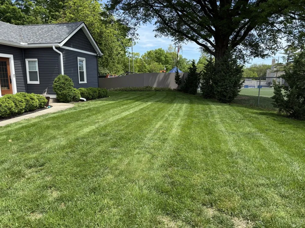 Top-rated yard maintenance in Cincinnati, OH by Gueras Landscaping