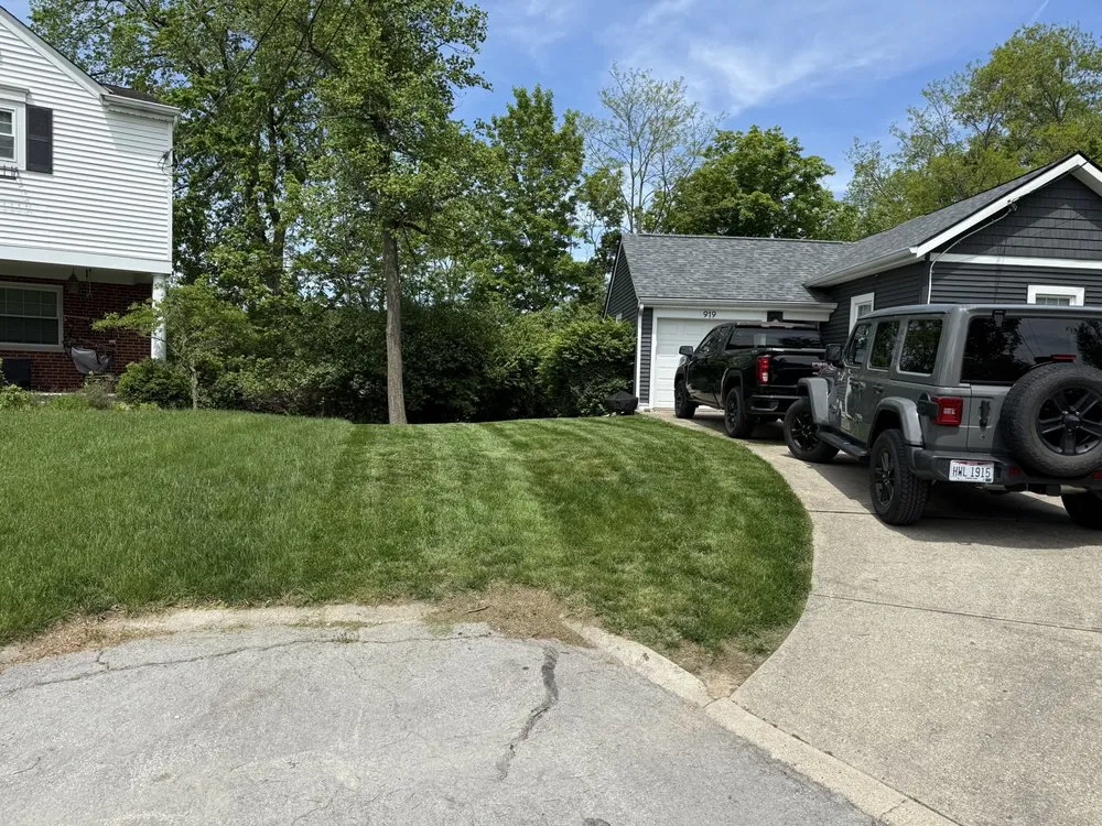Custom residential landscaping in Cincinnati, OH by Gueras Landscaping