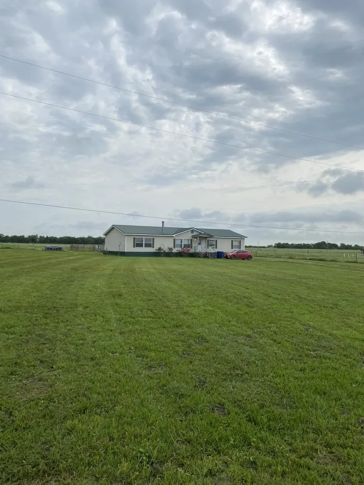 Top-rated yard maintenance near you across Ladonia, TX - Guero’s Lawn Care