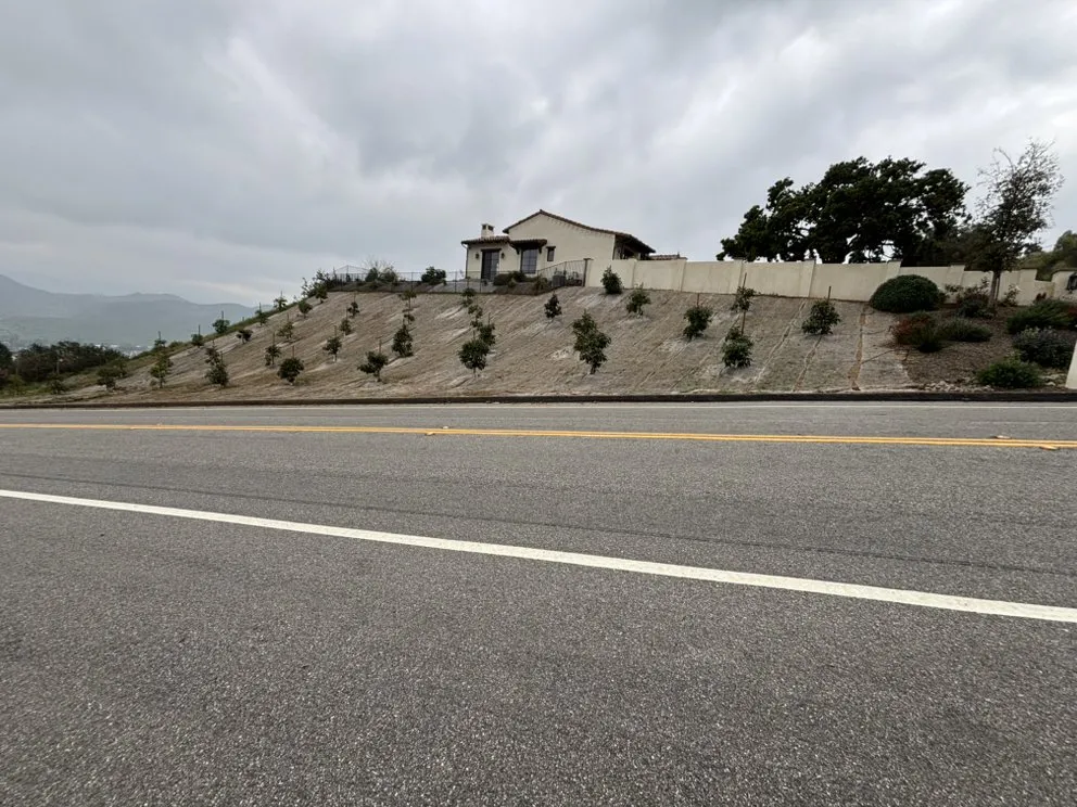 Trusted landscaping services in Simi Valley, CA - Gueros Lawn Care Service